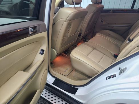 Used 2007 Mercedes-Benz ML 63 AMG 4MATIC image 38