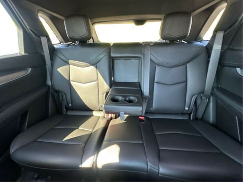 Certified 2024 Cadillac XT5 Luxury AWD/4WD image 14
