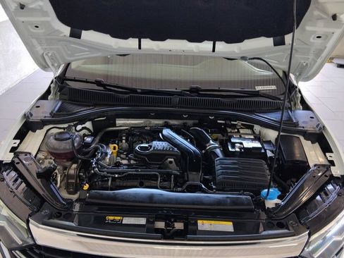 Certified 2023 Volkswagen Jetta SE FWD image 18