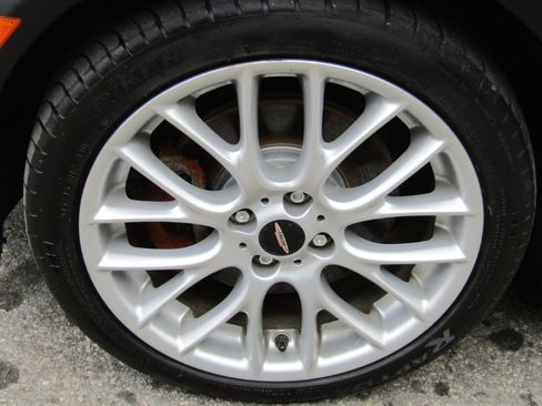 Used 2010 MINI Cooper Clubman S image 34