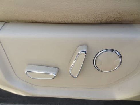 Used 2017 Ford F150 Lariat w/ Trailer Tow Package image 11