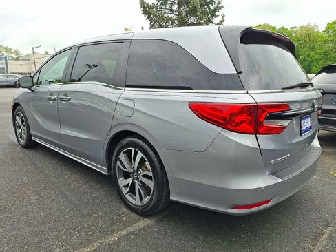 Certified 2023 Honda Odyssey Touring image 4