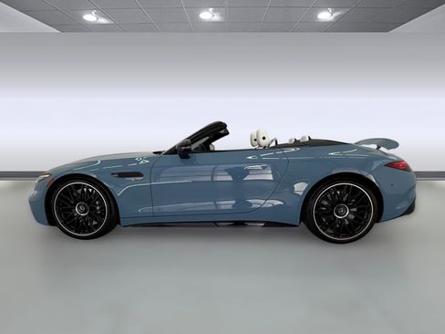 Used 2025 Mercedes-Benz SL 63 AMG S e Performance 4MATIC image 2