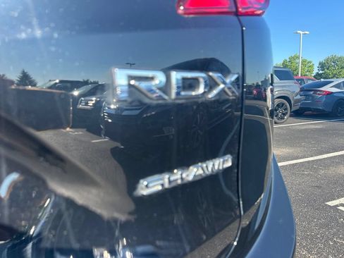 Used 2025 Acura RDX SH-AWD image 4