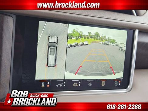 Used 2024 GMC Yukon Denali w/ Advanced Technology Package AWD/4WD image 32