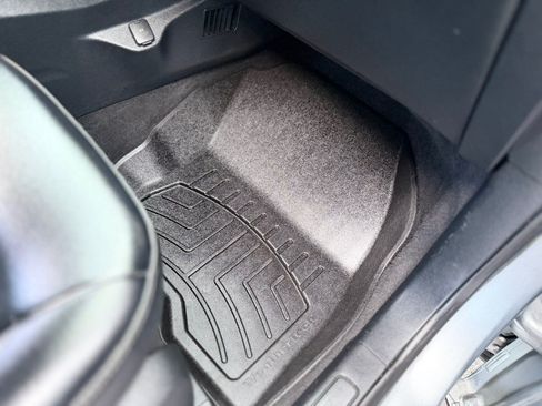 Used 2021 Ford Edge SEL FWD image 37