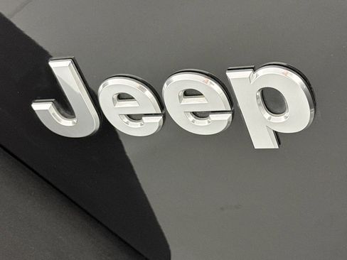 Used 2019 Jeep Wrangler Unlimited Sport S AWD/4WD image 10