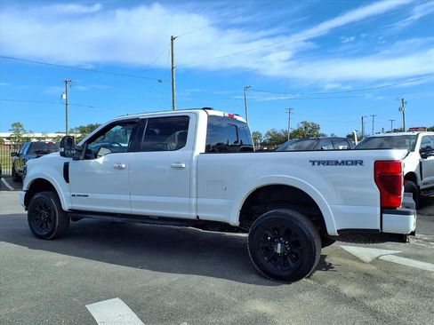 Used 2022 Ford F350 Lariat w/ Tremor Off-Road Package image 4