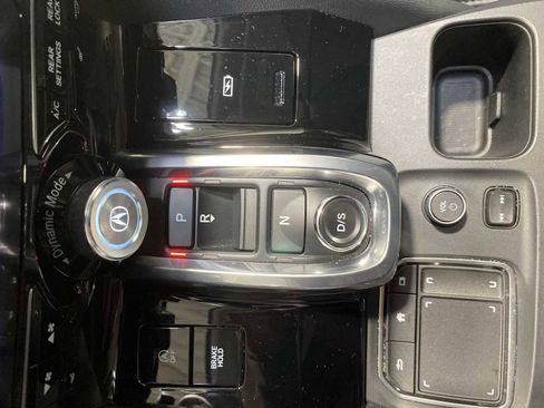 Used 2023 Acura MDX SH-AWD image 17