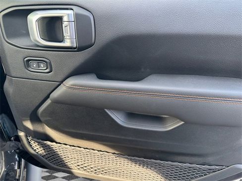 Certified 2022 Jeep Gladiator Mojave w/ Trailer Tow Package image 12