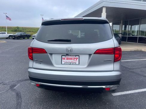 Used 2018 Honda Pilot Touring image 4