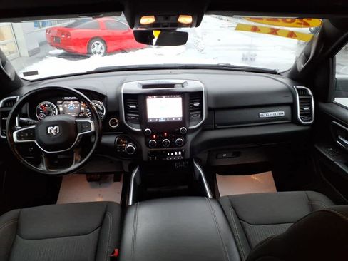 Used 2022 RAM 1500 Big Horn w/ Night Edition image 7