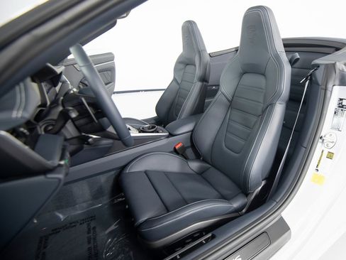 Certified 2026 Porsche 911 GTS image 15