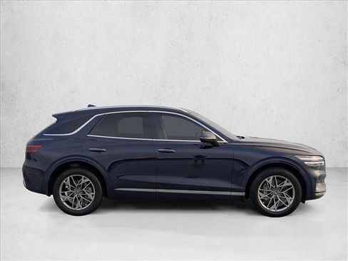 Used 2024 Genesis GV70 2.5T w/ Select Package AWD/4WD image 4