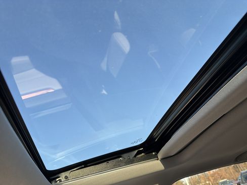 Used 2021 Honda CR-V EX-L image 34