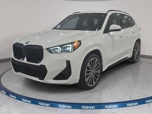 Used 2026 BMW X1 xDrive28i w/ M Sport Package AWD/4WD image 1