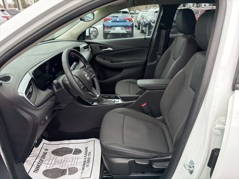 Used 2024 Buick Encore GX Preferred image 6
