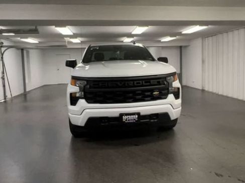 Certified 2023 Chevrolet Silverado 1500 Custom AWD/4WD image 3