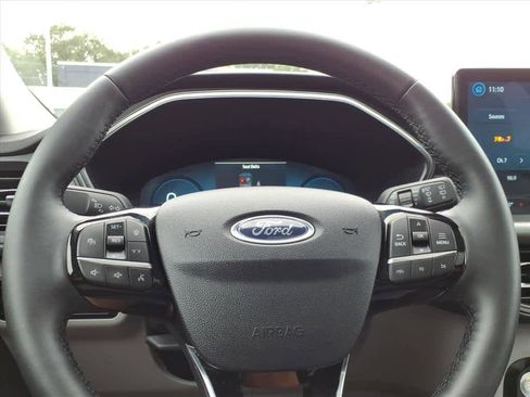 Used 2025 Ford Escape Active w/ Active Premium Tech Pack image 24