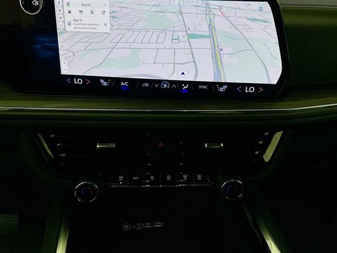 Used 2025 Chevrolet Tahoe LT image 21