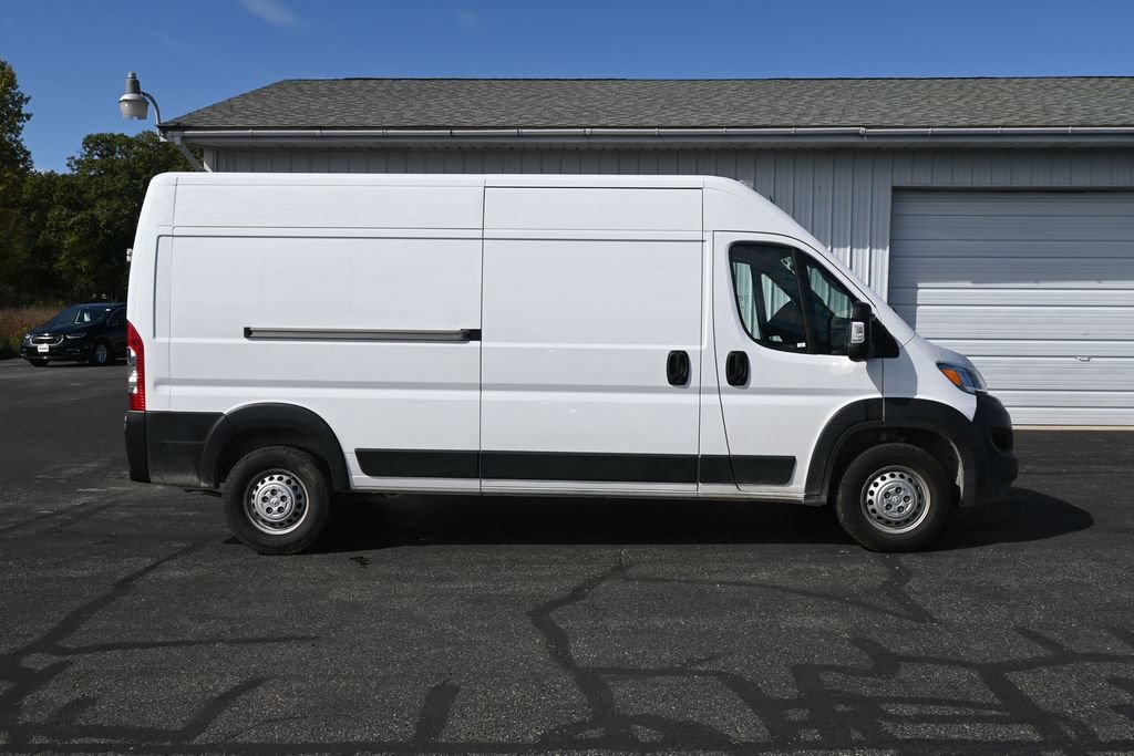 Used 2026 RAM ProMaster 2500 w/ Convenience Group FWD image 3