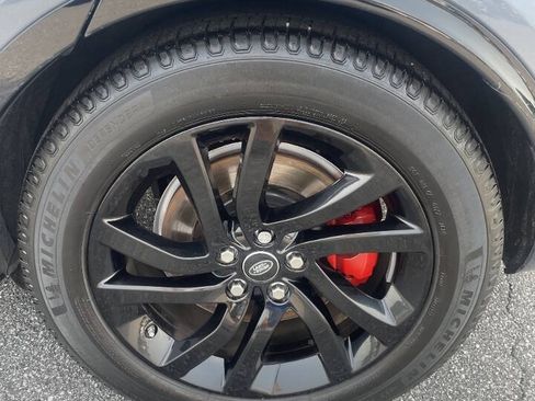 Used 2019 Land Rover Discovery HSE AWD/4WD image 9
