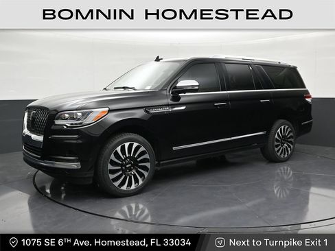 Used 2024 Lincoln Navigator L Black Label AWD/4WD image 1