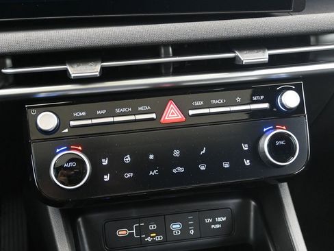 Certified 2025 Hyundai Santa Cruz Limited image 25