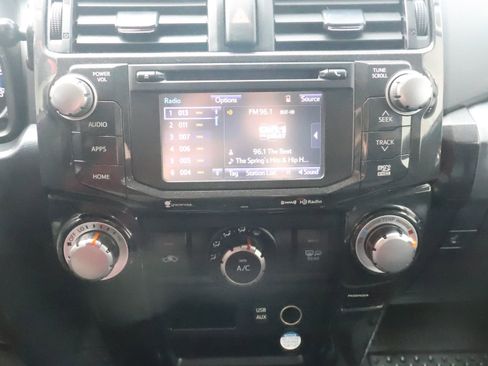 Used 2019 Toyota 4Runner TRD Off-Road Premium AWD/4WD image 39