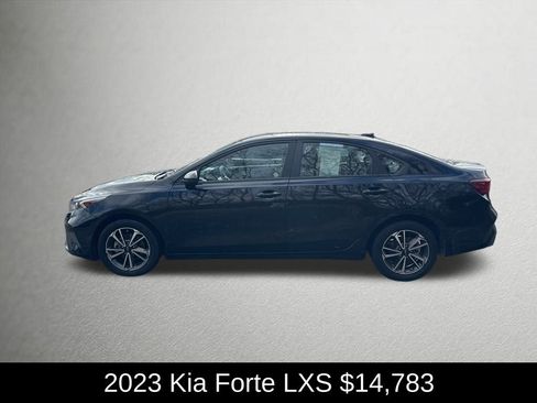 Used 2023 Kia Forte LXS image 6