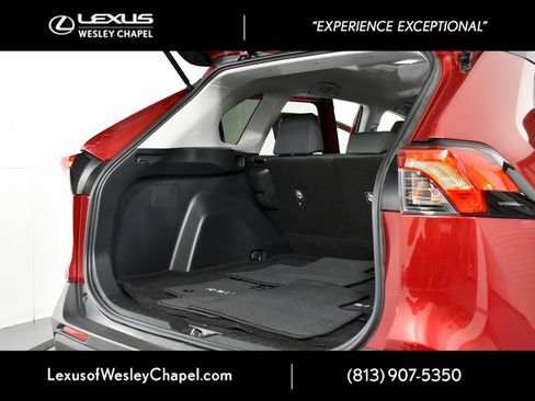 Used 2021 Toyota RAV4 LE image 16