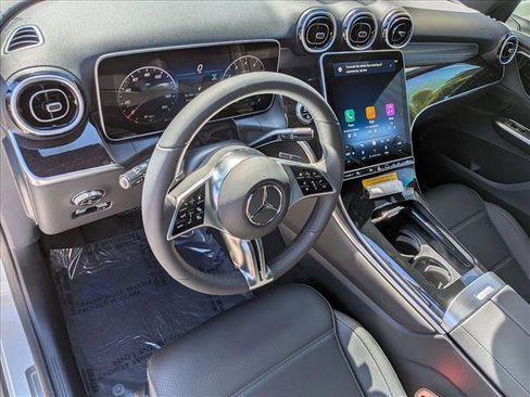 New 2026 Mercedes-Benz GLC 300 image 3