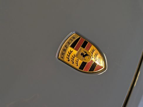 Used 2025 Porsche Cayenne S image 13