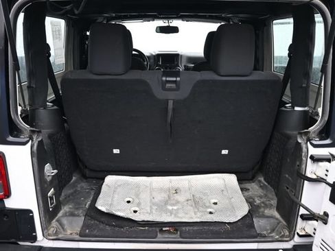 Used 2015 Jeep Wrangler Sport w/ Quick Order Package 24S AWD/4WD image 6
