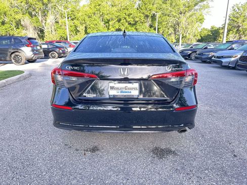 Used 2024 Honda Civic Sport image 5