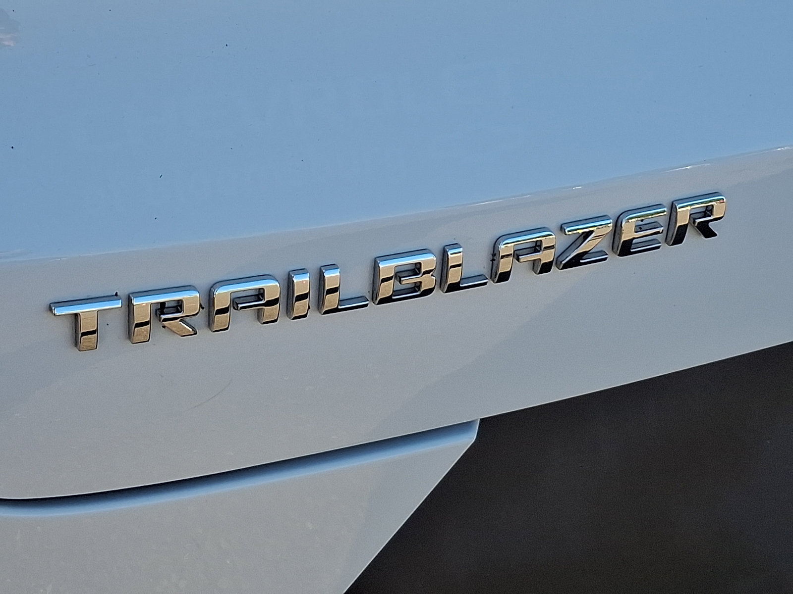 Used 2023 Chevrolet TrailBlazer LT FWD image 32