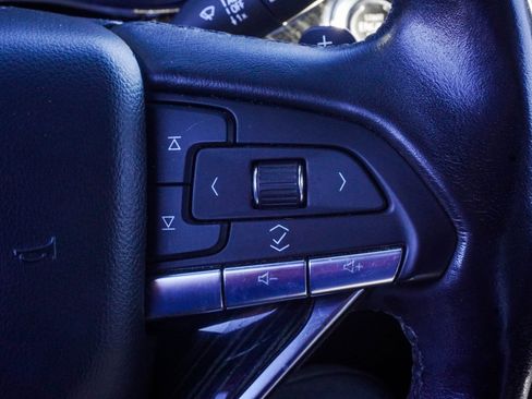 Used 2020 Cadillac XT6 Premium Luxury image 23