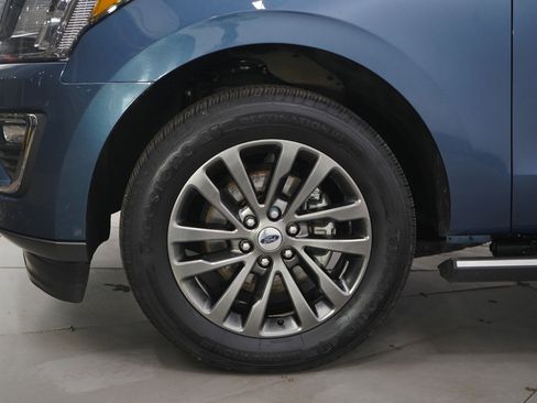 Used 2020 Ford Expedition Limited w/ Equipment Group 301A image 34