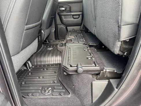 Used 2022 RAM 1500 Classic Warlock w/ Electronics Group image 18