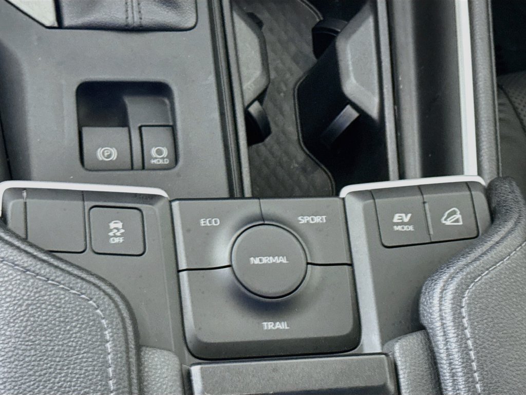 Certified 2024 Toyota Grand Highlander AWD Hybrid image 12