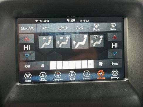Used 2019 Jeep Compass Latitude AWD/4WD image 40