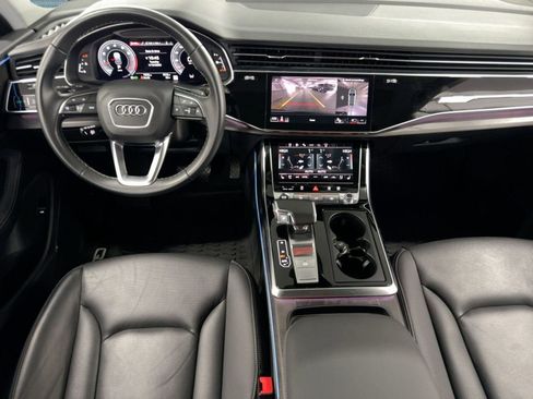 Used 2023 Audi Q8 Prestige w/ Prestige Package image 28