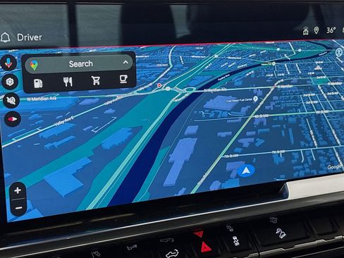 Used 2025 GMC Sierra 2500 SLE w/ SLE Value Package; AWD/4WD image 16