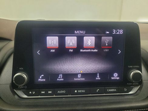 Used 2023 Nissan Rogue SV AWD/4WD image 25
