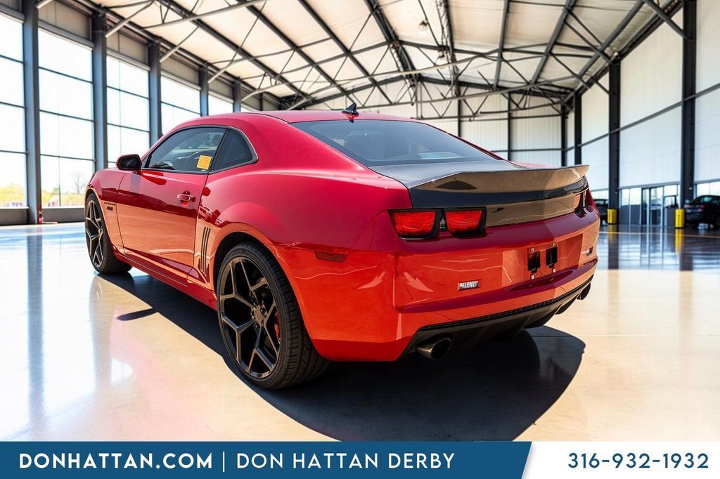 Used 2010 Chevrolet Camaro SS w/ White Stripe Package RWD image 24