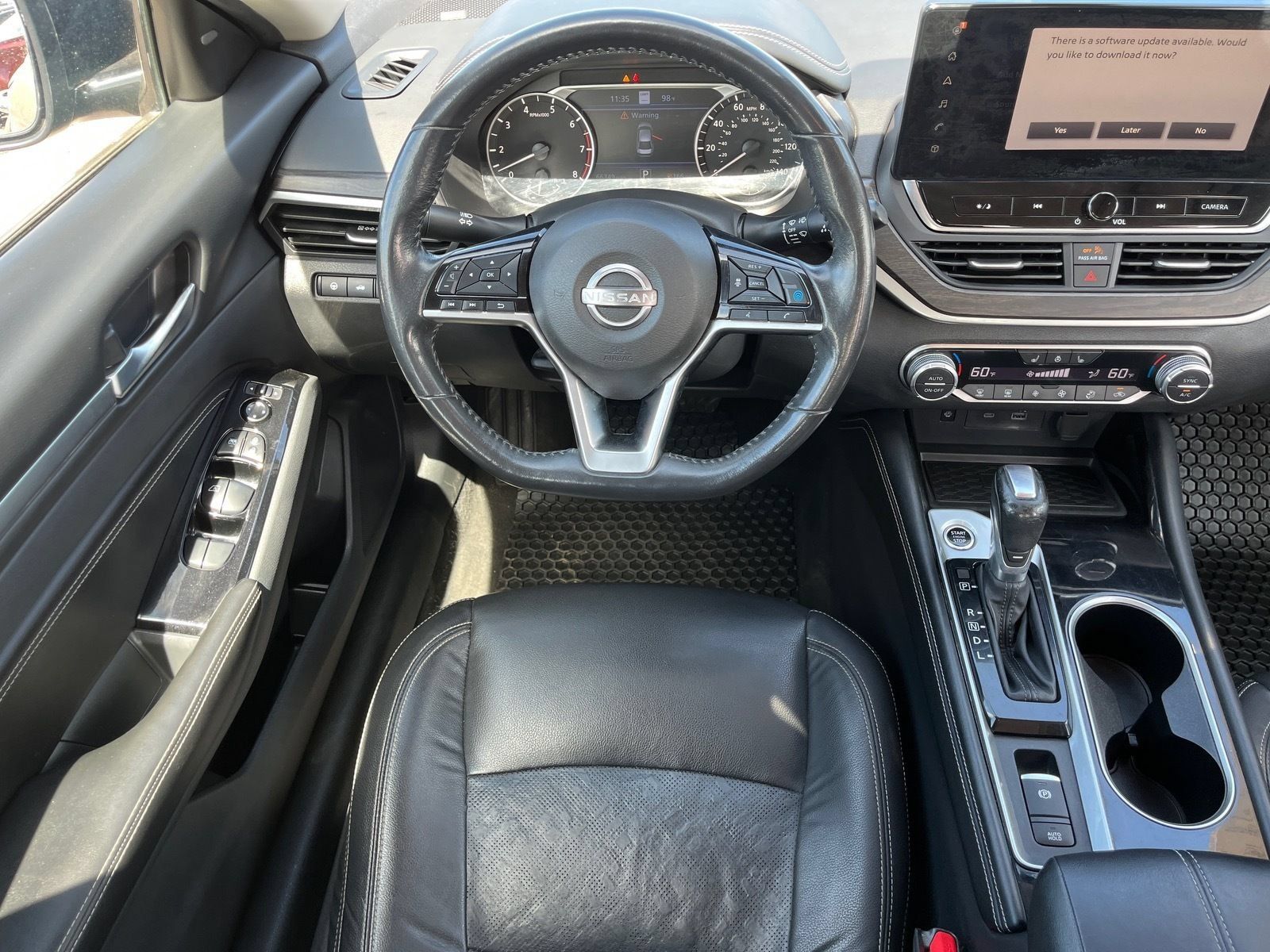 Used 2023 Nissan Altima 2.5 SL FWD image 13