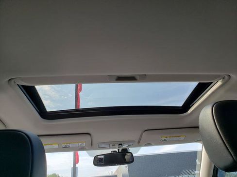 Used 2018 Mitsubishi Outlander AWD image 14