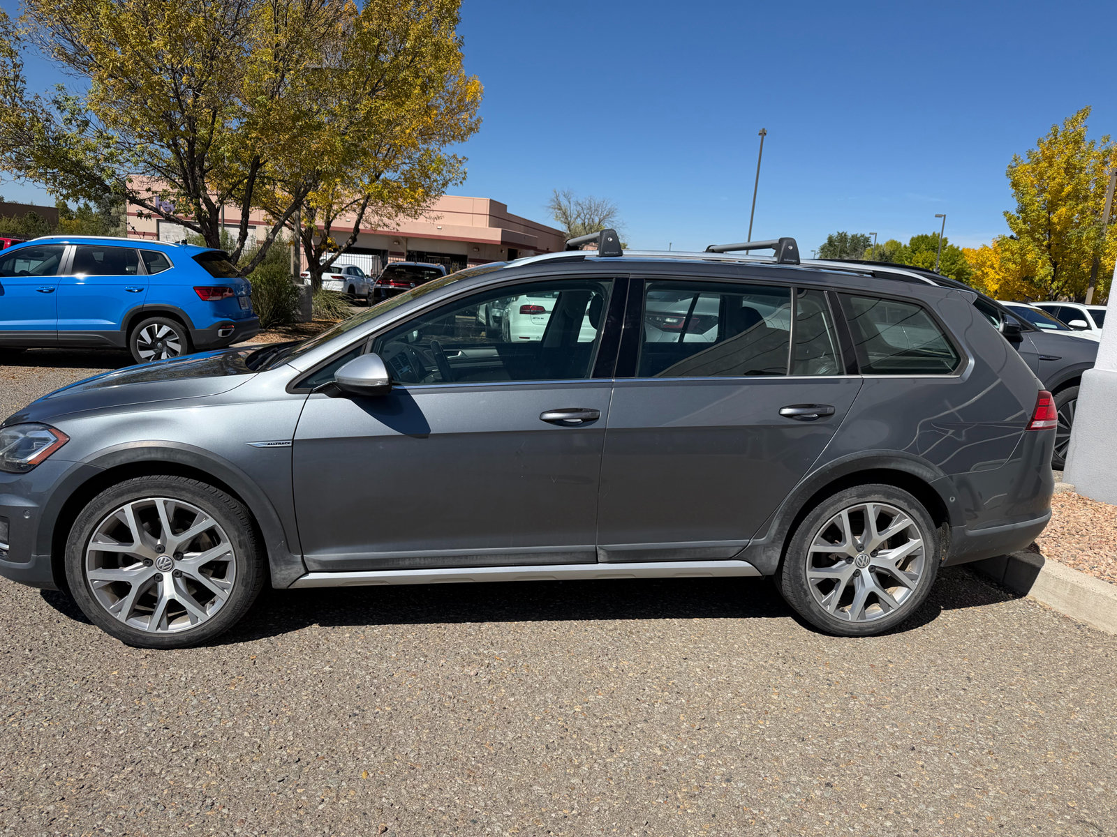 Used 2018 Volkswagen Golf Alltrack SEL AWD/4WD image 13