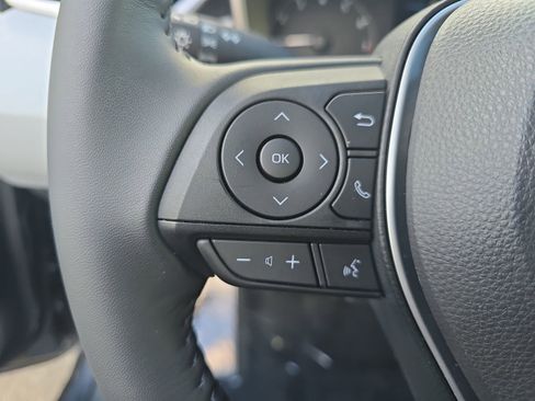 Used 2025 Toyota Corolla SE image 22