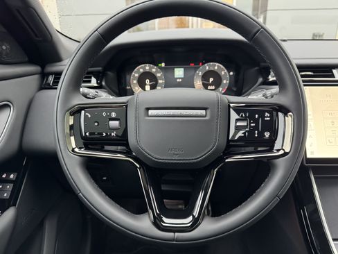 New 2026 Land Rover Range Rover Velar Dynamic SE AWD/4WD image 14